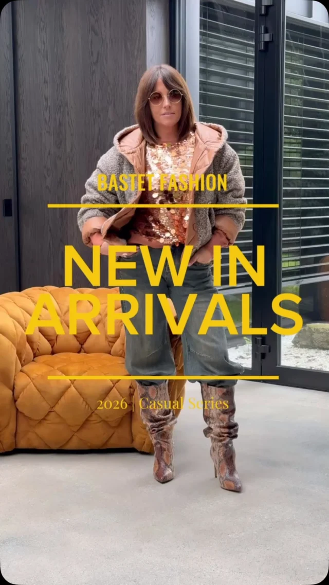 New drop. KURTKA BOUCLE z kapturem to definicja stylu i ciepła w jednym!
Zamówienia hurtowe można złożyć pod numerami 
Marta: +48500426113
Nicola: +48506948450 
Marta 2: +48506096656

Także whatsapp i viber